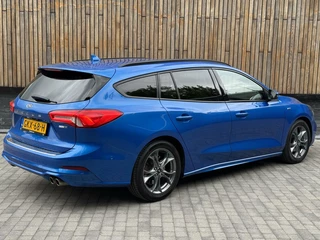 Ford Focus Ford Focus Wagon 1.0 EcoBoost Hybrid ST Line | Navigatiesysteem | Stoelverwarming | Stuurverwarming | LED verlichting | Apple CarPlay | Achteruitrijcamera | Inparkeerhulp | Parkeersensoren voor en achter - afbeelding nr 2