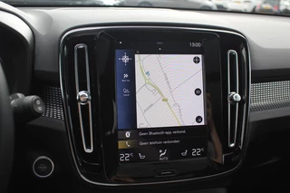 Volvo XC40 Volvo XC40 1.5 T5 Recharge R-Design / Trekhaak / Panoramadak / Camera / Navigatie / 19'' / Leder&Alcantara / Getint glas / DAB / ACC / Stoelverwarming - afbeelding nr 22