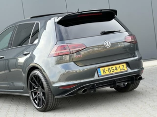 Volkswagen Golf Volkswagen Golf 2.0 TSI GTI Performance Pano - DSG - Led - Navi - 230+ PK - afbeelding nr 13