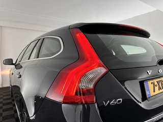 Volvo V60 Aut. *NAVI-FULLMAP | MICROFIBRE-LEATHER | COMFORT-SEATS | ECC | HEATED-SEATS | PDC | CRUISE | TOWBAR | SIPS | 18''ALU * - afbeelding nr 23