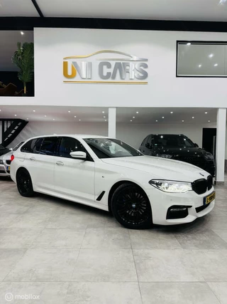 BMW 5 Serie BMW 5-serie Touring 530d High Executive|Aut|M-Sport|LM 19 - afbeelding nr 1