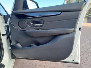 BMW 2 Serie | Leder | Trekhaak | M-pakket | Head-up | Camera | Stoelverwarming | - afbeelding nr 46