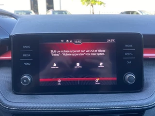 Škoda Fabia Škoda Fabia 1.0 TSI DSG MONTE CARLO GLAS-DAK/CAMERA/CRUISE/CARPLAY/STOELVERW - afbeelding nr 21