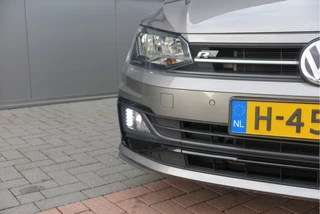 Volkswagen Polo Volkswagen Polo 1.0 TSI 116pk Highline Business 2xR-Line , Beats audio , PDC, Navi, Carplay, LMV, Cruisecontrol. dealer onderhouden. - afbeelding nr 71