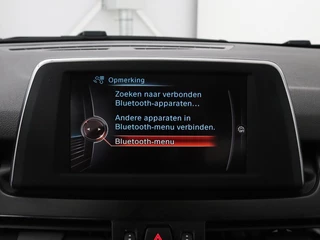 BMW 2 Serie BMW 2-serie Active Tourer 218d | Panoramadak | Sportstoelen | Trekhaak |  Full LED | Climate control | Parkeerhulp | Cruise control | Bluetooth - afbeelding nr 19