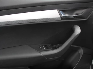 Škoda Karoq Skoda Karoq 1.5 TSI 150pk DSG Ambition | Navigatie | Apple Carpla/Android Auto | Camera | Climate Control | Adaptive Cruise control | Lichtmetalen Velgen - afbeelding nr 14
