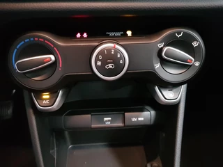 Kia Picanto Kia Picanto 1.0 DPi Automaat DynamicLine | Navigatie | Apple Carplay/Android Auto | Airco | Camera | DAB | Lichtmetalen velgen | Bluetooth - afbeelding nr 14