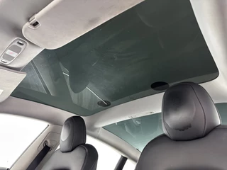 Tesla Model 3 Tesla Model 3 Standard RWD Plus 60 kWh (INCL-BTW) Aut. *PANO | AUTO-PILOT | FULL-LEATHER | KEYLESS | FULL-LED | MEMORY-PACK | SURROUND-VIEW | DAB | CARPLAY | DIGI-COCKPIT | LANE-ASSIST | COMFORT-SEATS | 19