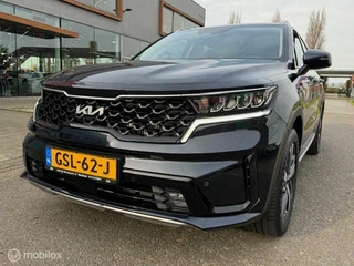 Kia Sorento Sorento 1.6T 267pk PHEV Hybrid 7 Pers. 4WD Automaat Edition , 55 km volledig elektrisch rijden hierna hybride aandrijving. Trekhaak , Navi , Apple Carplay - Android Auto , Parkeerhulp Voor& Achter . Stoel & Stuur verwarming , 7 jaar fabrieksgarantie - afbeelding nr 10