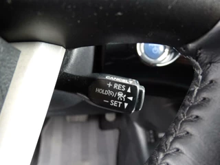 Toyota Prius Toyota Prius 1.8 Executive / Leder / HUD / JBL Dealer ond. - afbeelding nr 16