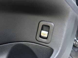 Mercedes-Benz C-Klasse Mercedes C-klasse Estate 180 Business Automaat Navigatiesysteem | Trekhaak | LED verlichting | Climate control | Cruise control | Getint glas | 17 inch lichtmetalen velgen | Achteruitrijcamera | Parkeersensoren voor achter - afbeelding nr 5