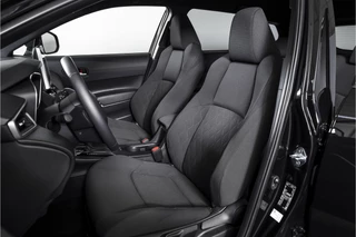 Toyota Corolla Cross Toyota Corolla Cross Hybrid 140 Style | Dig. Cockpit | Adapt. Cruise | Stoel+-Stuurverw. | Trekhaak | PDC | Camera | NAV+App. Connect | Elek. Klep | ECC | LM 18