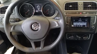 Volkswagen Polo Volkswagen Polo 1.2 TSi Easyline Airco Stoelverwarming Parkeersensoren - afbeelding nr 3