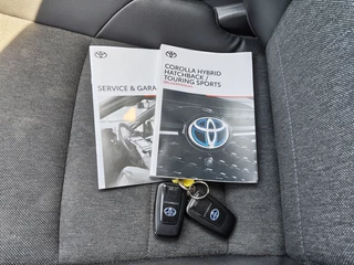 Toyota Corolla Touring Sports Toyota Corolla Touring Sports 1.8 Hybrid Dynamic Bi-Tone | Trekhaak | Head-Up Display | Stoel- - afbeelding nr 43