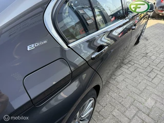BMW 3 Serie BMW 3-serie 330e Centennial Executive - afbeelding nr 25