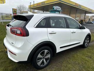 Kia Niro Kia Niro 1.6 GDi Hybrid DynamicLine - NAVI/CAM/CARPLAY/NAP - afbeelding nr 19