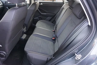 Volkswagen T-Roc VOLKSWAGEN T-Roc 1.5 TSI 150pk 7-DSG Style Carplay Camera El.achterklep - afbeelding nr 18