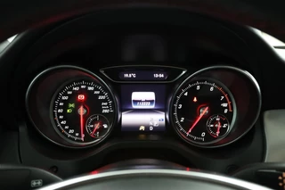 Mercedes-Benz CLA Mercedes CLA-klasse 180 Sport Automaat Airco Cruise Panodak - afbeelding nr 15
