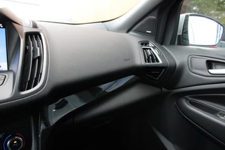 Ford Kuga Ford Kuga 1.5 TDCi ST-Line AUT | Pano | Sony | Trekhaak | ACC - afbeelding nr 17