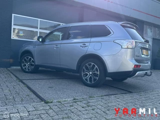 Mitsubishi Outlander Mitsubishi Outlander 2.0 PHEV Executive Edition NAP DEALER ONDERHOUDEN ZEER NETTE WAGEN - afbeelding nr 13