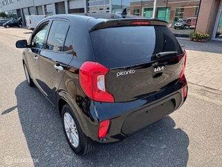 Kia Picanto Kia Picanto 1.0 DPi DynamicPlusLine ,  Nieuwe Type & Logo   Navigatie via  Apple Carplay & Android auto , Achteruitrij  camera ,  Stoel & Stuur verwarming ,  Sport Velgen , Led verlichting voor & achter , - afbeelding nr 3