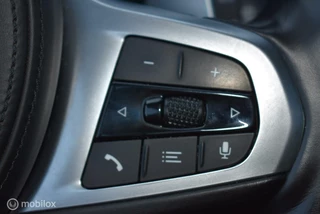 BMW 3 Serie BMW 320d Touring xDrive M-Sport Sapphirschwarz Pano Live-Cockpit Keyless HiFi DAB LED-verlichting - afbeelding nr 23