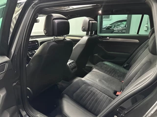 Volkswagen Passat Volkswagen Passat Variant 1.4 TSI ACT Highline Business R - afbeelding nr 11