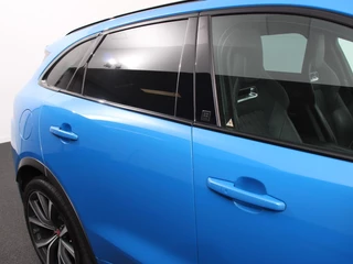 Jaguar F-PACE Jaguar F-PACE 5.0 V8 AWD SVR 551 pk Panorama dak | Meridian sound | Premium Pack | Light Pack | ACC | Leder | ADS |360 Camera - afbeelding nr 42