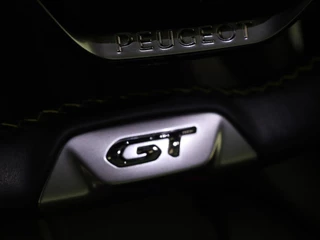 Peugeot 208 Peugeot 208 1.2 PureTech GT-Line | Panoramadak | Carplay | Afneembare trekhaak | Cruise control | Full LED | Navigatie | Camera | Sfeerverlichting - afbeelding nr 29