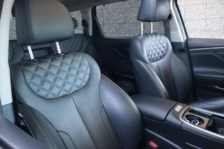 Hyundai Santa Fe Hyundai Santa Fe 1.6 T-GDI PHEV | Premium Sky | 7 Persoon | Trekhaak - afbeelding nr 10
