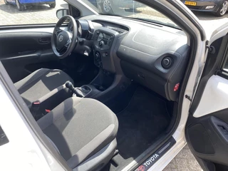 Toyota Aygo Toyota Aygo 1.0 VVT-i x-fun - afbeelding nr 9