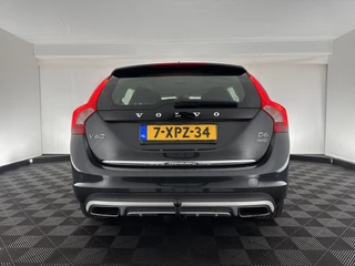 Volvo V60 Aut. *NAVI-FULLMAP | MICROFIBRE-LEATHER | COMFORT-SEATS | ECC | HEATED-SEATS | PDC | CRUISE | TOWBAR | SIPS | 18''ALU * - afbeelding nr 5