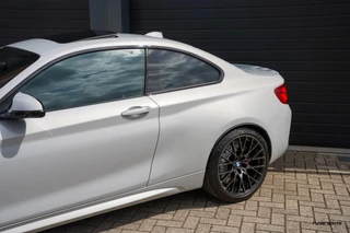 BMW M2 BMW 2-serie Coupé M2 DCT Competition | Track Pack | Schuifdak | Camera | Stuurverwarming | M-sportstoelen | Memory - afbeelding nr 39