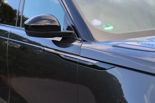 Land Rover Range Rover Velar Land Rover Range Rover Velar 3.0 V6 SC AWD R-Dynamic HSE 381 PK A cruise|Carplay|Matrix|Panoschuifdak|Digidash|Camera|Massage|Kahn LMV 22