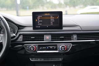 Audi A4 Audi A4 Limousine 1.4 TFSI Sport S line black edition - Dealer onderhouden - Ambiance Sfeerverlichting - Lederen interieur - Stoelverwarming - 3-zone climate control - Keyless start - - afbeelding nr 13