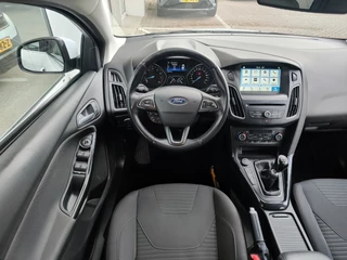 Ford Focus Ford Focus Wagon 1.0 TITANIUM Voorruitverwarming | Keyless | Cruise - afbeelding nr 12