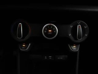 Kia Picanto Kia Picanto 1.0 CVVT ComfortPlusLine Navigator | volledig onderhouden | CarPlay | lichtmetalen velgen | Achteruitrijcamera | Navigatie - afbeelding nr 33