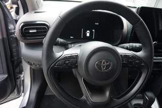 Toyota Yaris Cross |Navi|Carplay|PDC V+A|Camera|Stoel en stuur verwarming|Elektrische a.klep| - afbeelding nr 23