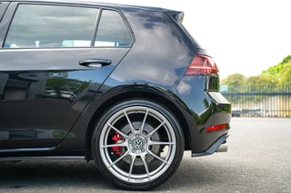 Volkswagen Golf Volkswagen Golf 2.0 TSI GTI Performance |Pano|Leer|Keyless|Virtual - afbeelding nr 20