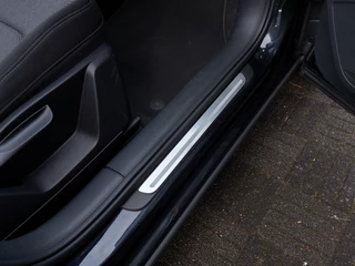 Audi Q2 30 TFSI 116pk Sport | Origineel NL + 1ste Eigenaar | Navi | Clima | Cruise | Panorama Schuifdak | Pdc | Licht+Regensensor | Sportstoelen | Privacy Glass | 17''lm - afbeelding nr 29