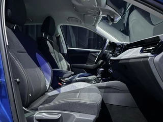 Škoda Kamiq Skoda Kamiq 1.5 TSI Selection *camera*Climate*Keyless*Smartlink* - afbeelding nr 28