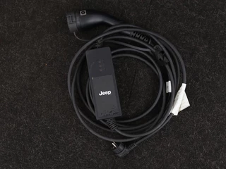 Jeep Compass Jeep Compass 4xe 240 Plug-in Hybride Electric S | Leder | Stoel & stuurverwarming | Camera | Adaptive cruise | Carplay | Navigatie - afbeelding nr 17
