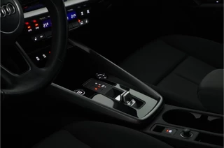 Audi A3 Audi A3 Sportback 30 TFSI Pro Line > Donkere Hemel/18inch/getint glas/stoelverwarming... - afbeelding nr 15