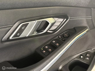 BMW 3 Serie BMW 3-serie Touring 330e High Executive|Pano|Laser|HUD - afbeelding nr 30