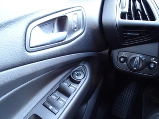 Ford Kuga - afbeelding nr 10