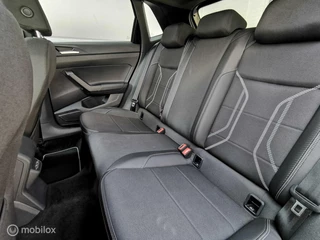 Volkswagen Polo Volkswagen Polo 1.0 TSI R-LINE 95PK/DSG/NAV/ACC/CAMERA/DAB/ - afbeelding nr 35