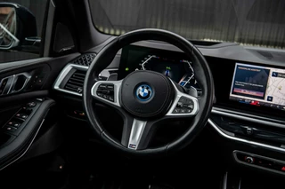 BMW X5 BMW X5 xDrive50e Hybrid | M Sport Pro | H&K | Panodak | Soft Close | Driving Prof | Trekhaak | 22 inch | - afbeelding nr 32