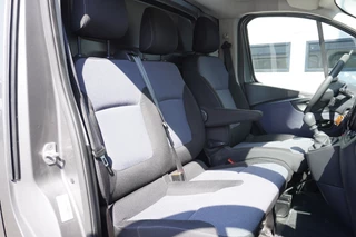 Opel Vivaro - Airco - Navi - Cruise - Stoelverwarming - €9.950,- Excl. - afbeelding nr 5