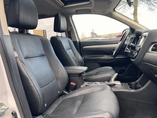 Mitsubishi Outlander Mitsubishi Outlander 2.0 PHEV Instyle+ 2e Eigenaar,Camera,Schuifdak,Navi,Leder,Stoelverwarming,Clima,Cruise,Lmv,Dealer Onderhouden,Apk tot 07-2025 - afbeelding nr 7