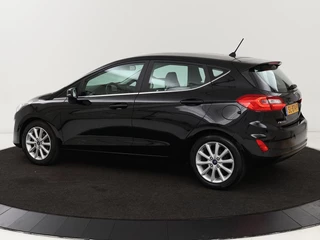 Ford Fiesta Ford Fiesta 1.0 EcoBoost Titanium | Stoel & stuurverwarming |  B&O Sound | Adaptive cruise | Camera | Carplay | Park Assist | Navigatie | Climate control - afbeelding nr 2